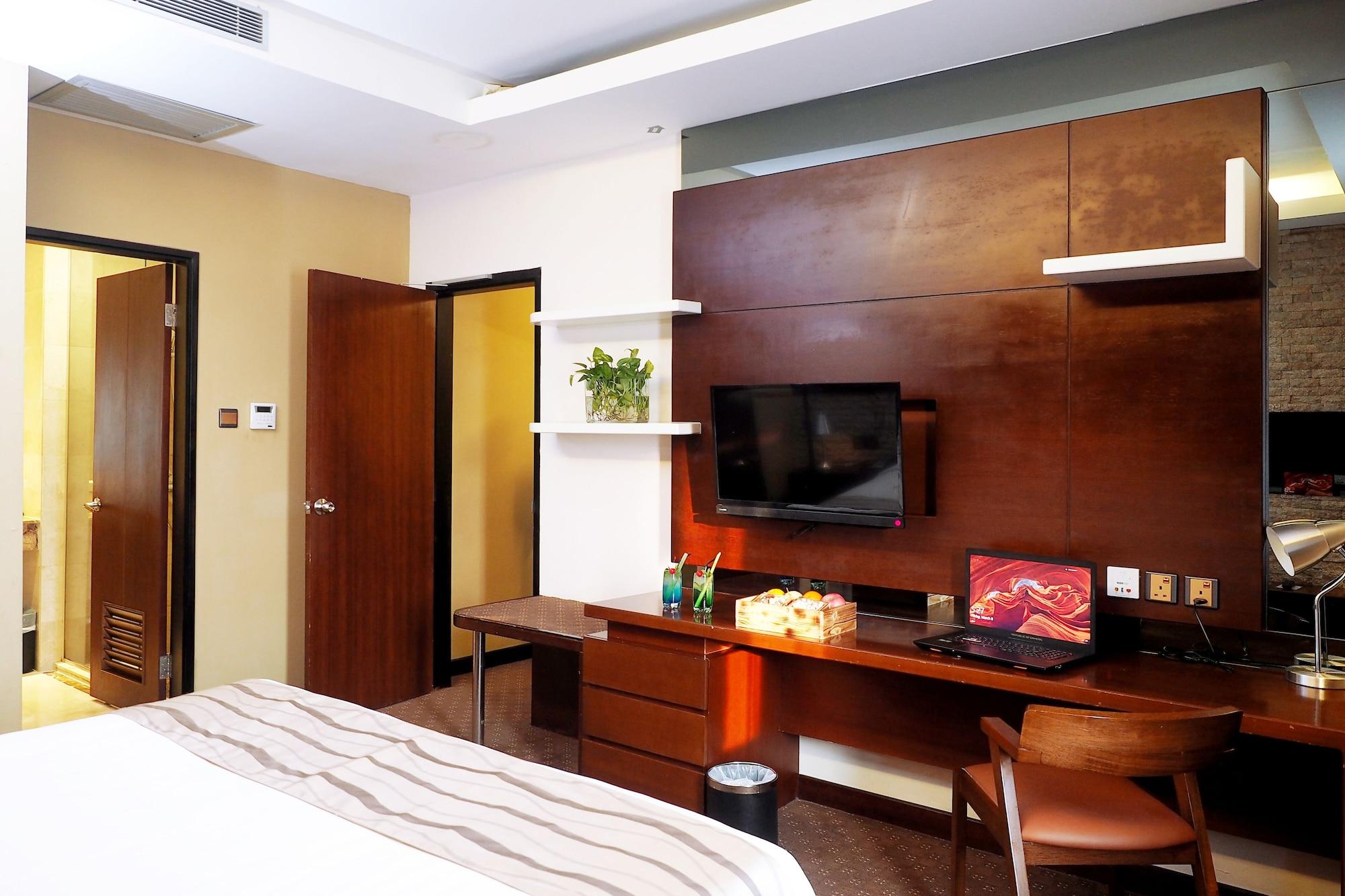 Da Vienna Boutique Hotel Batam Экстерьер фото