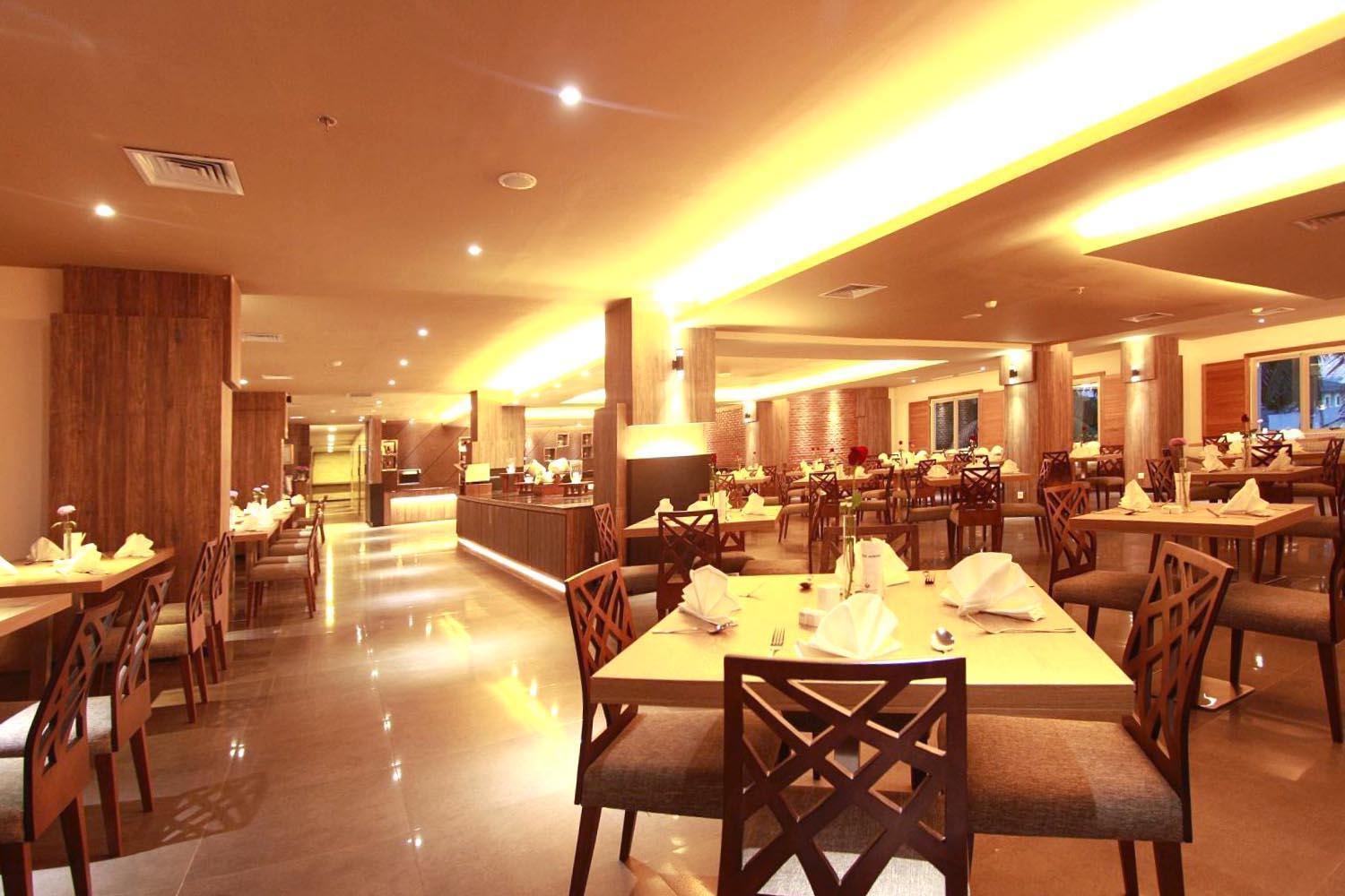 Da Vienna Boutique Hotel Batam Экстерьер фото