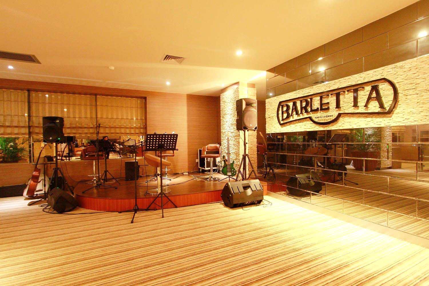 Da Vienna Boutique Hotel Batam Экстерьер фото