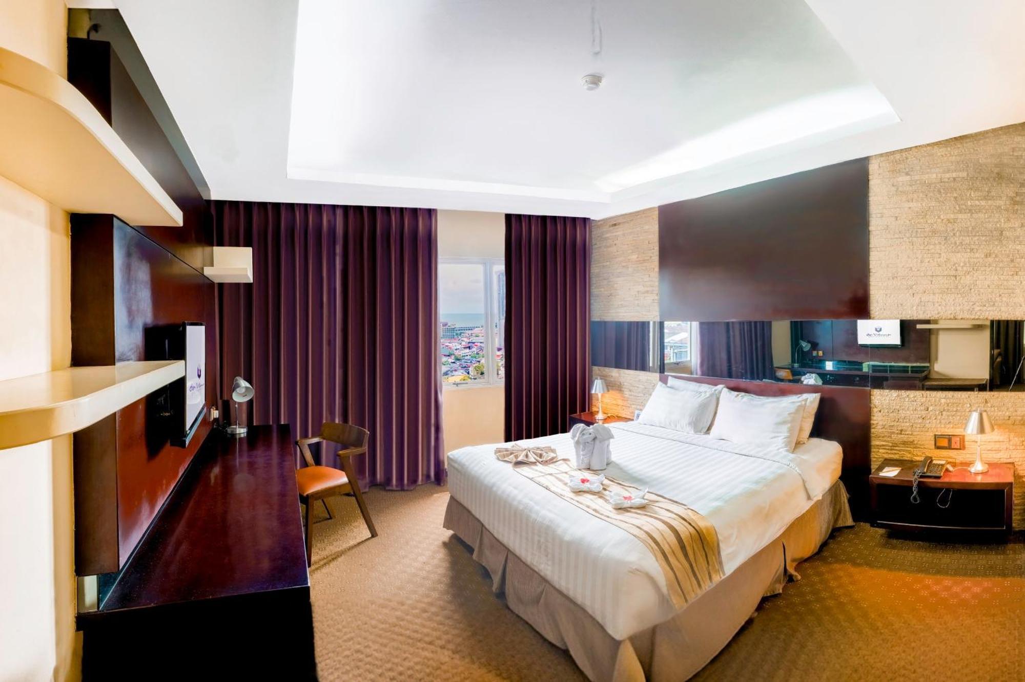 Da Vienna Boutique Hotel Batam Экстерьер фото